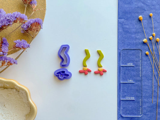 Funky Flower with stem Dangle Set, Polymer Clay Cutter Set, Clay Dangle Sets, Funky Clay Cutter, 2 piece cutter set, mirrored flower option