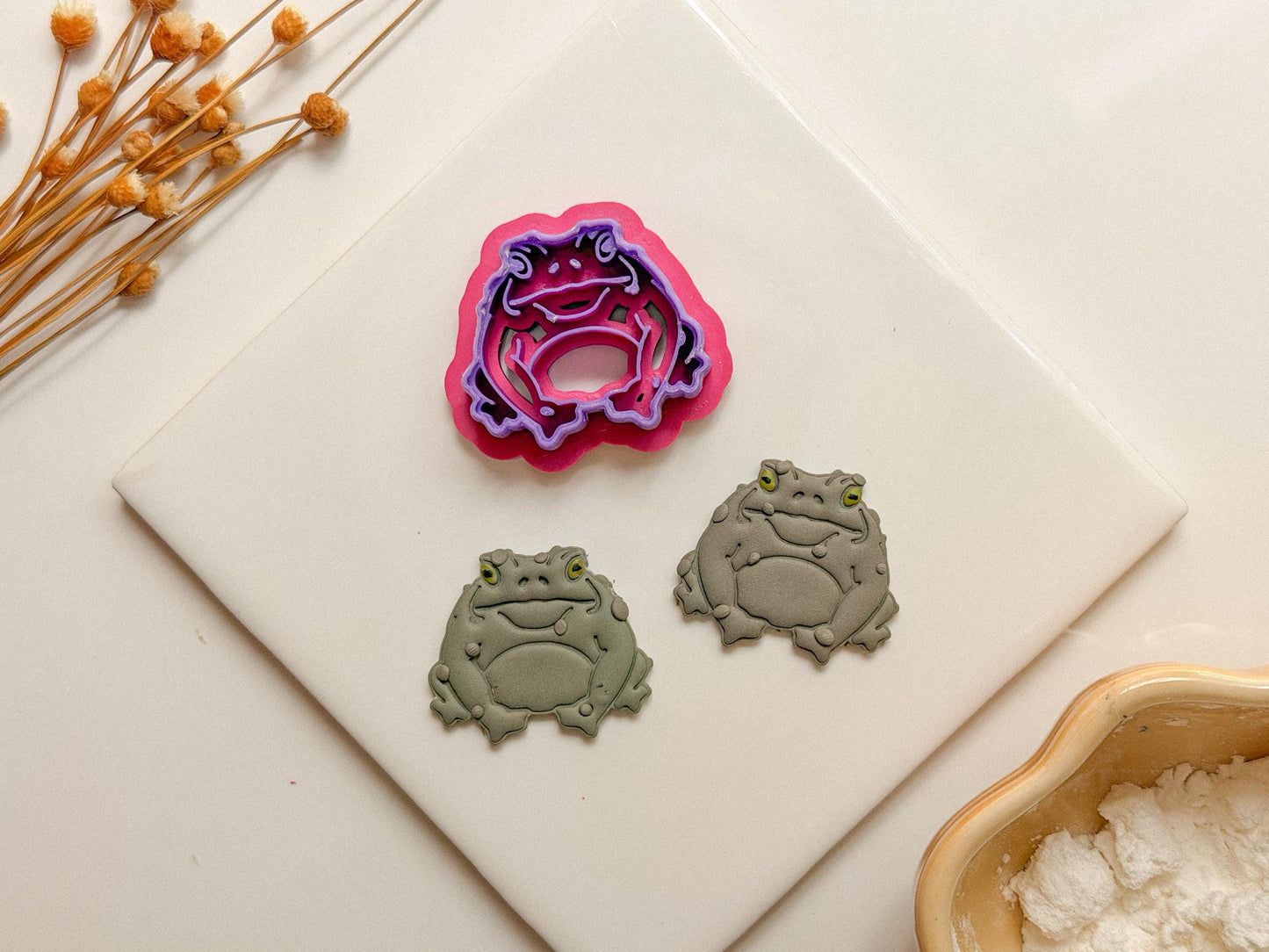 Frog Clay Cutter, Toad Polymer Clay Cutter, Nature Jewelry Making Tool, Available Sizes (1, 1.25, 1.5 inch)